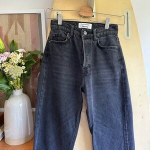 Reformation High Rise Black Jeans Size 23 🖤